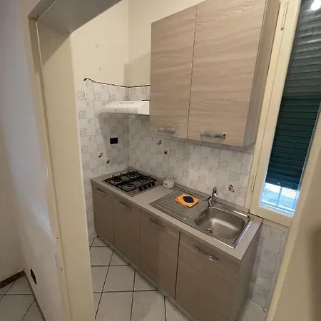 Feels Like Apartment